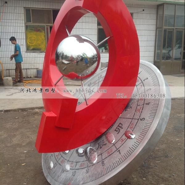不銹鋼雕塑它以什么形式來表達(dá)
